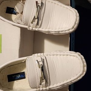 Boys white moccasin like casual shoes